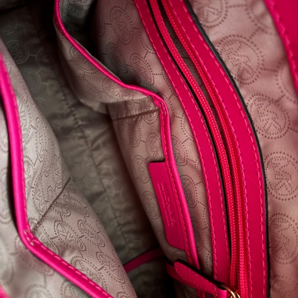 Micheal kors tote bag - Picture 5 of 5